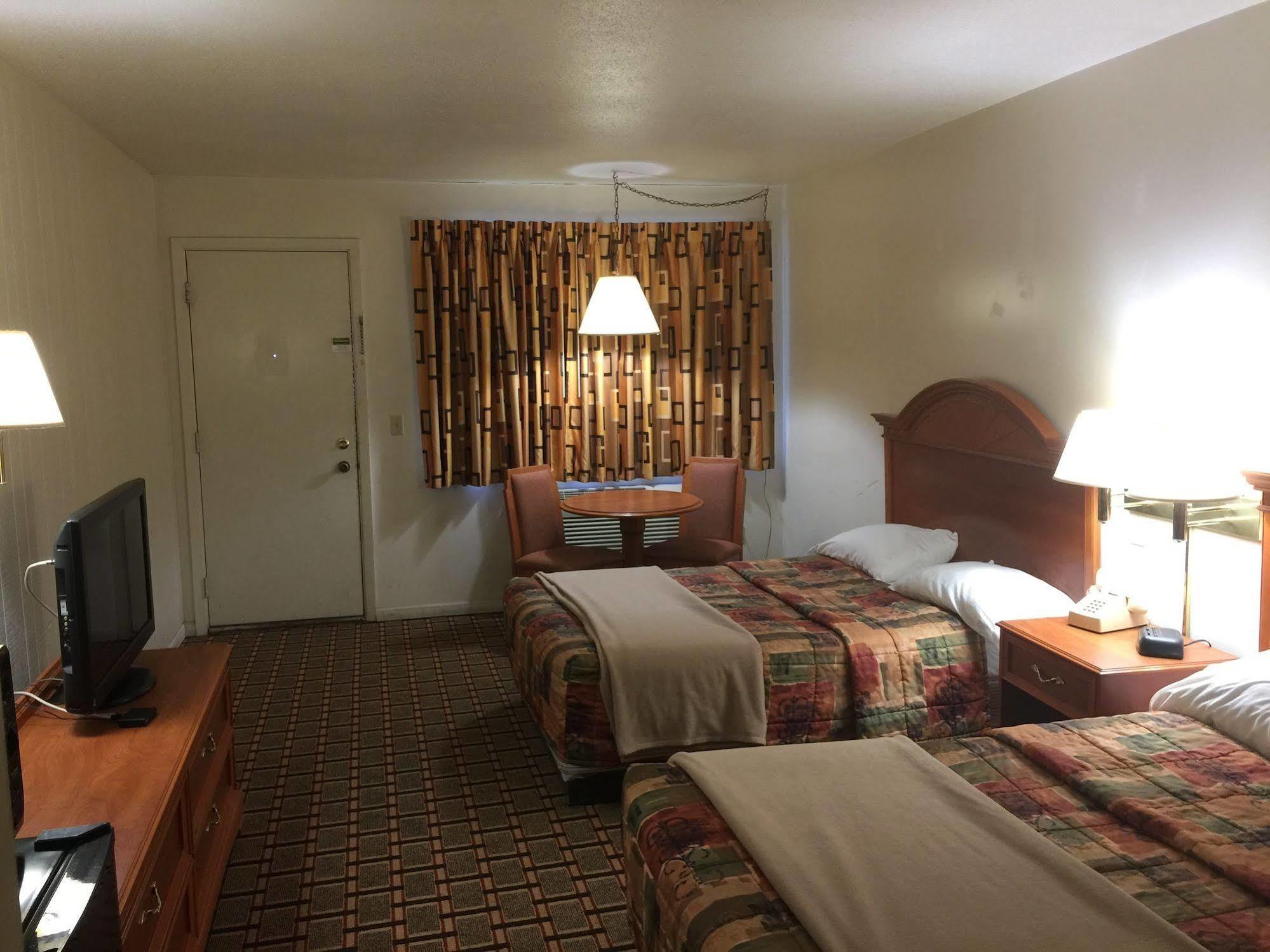 Budget Inn Daleville Dış mekan fotoğraf